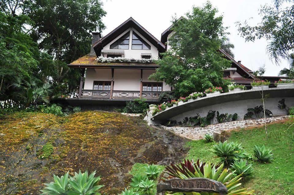 Pousada Casa Da Pedra Blumenau Esterno foto