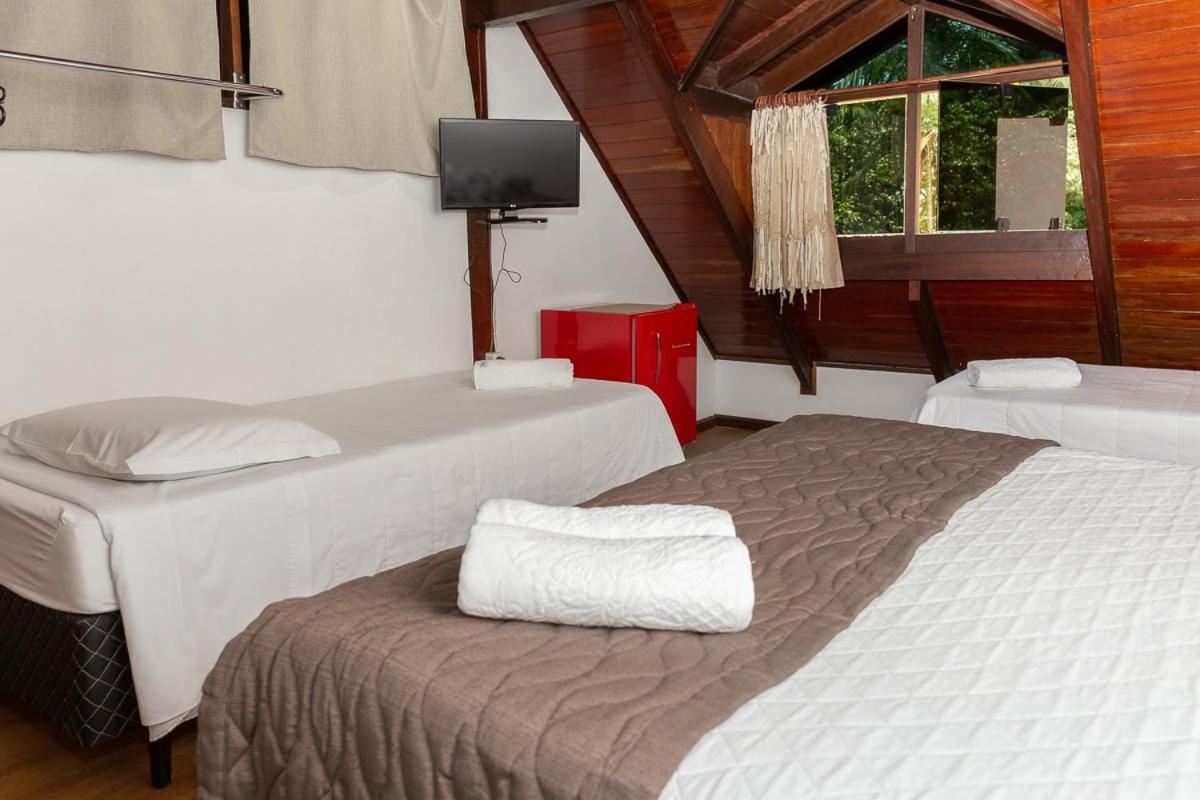Pousada Casa Da Pedra Blumenau Esterno foto