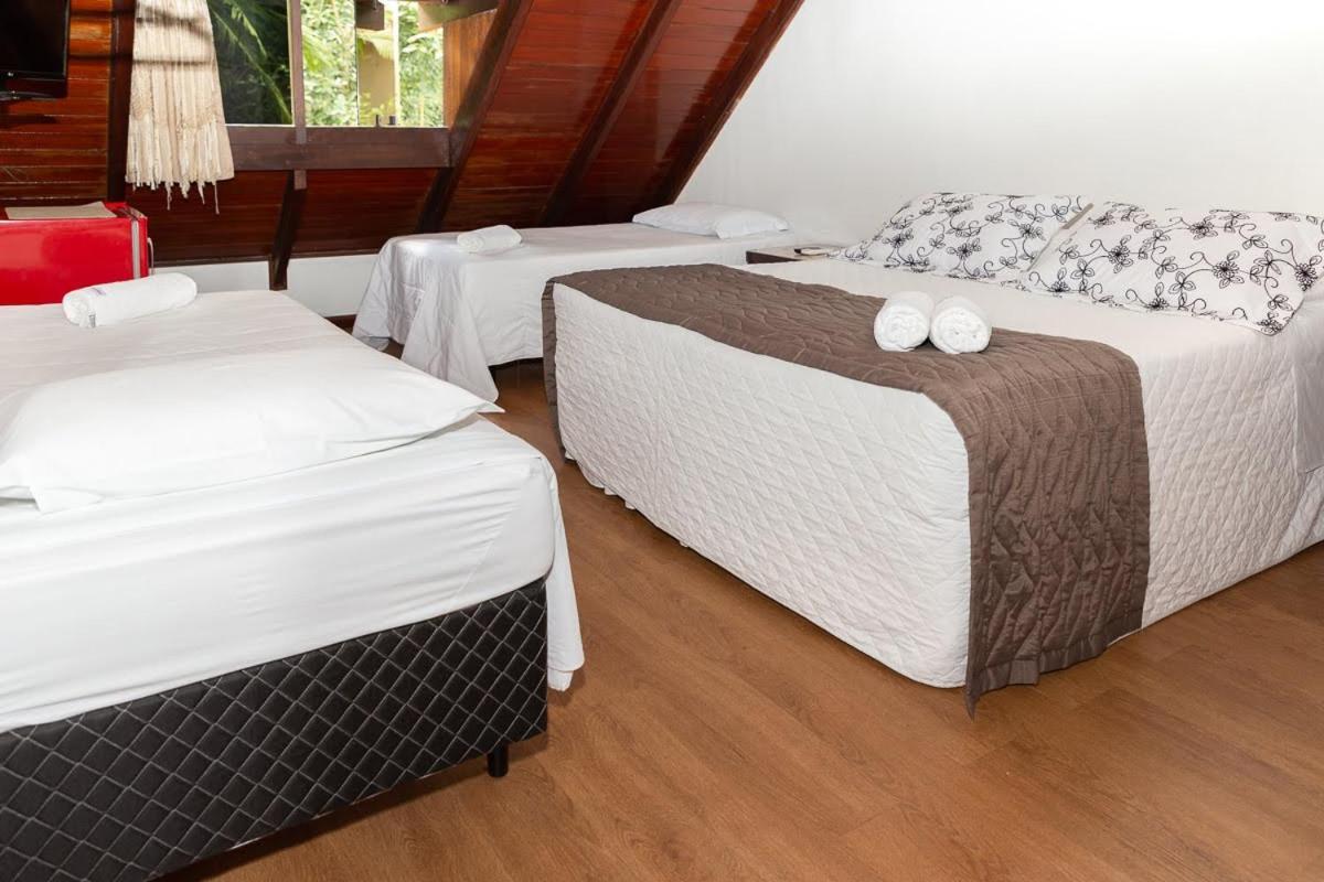 Pousada Casa Da Pedra Blumenau Esterno foto